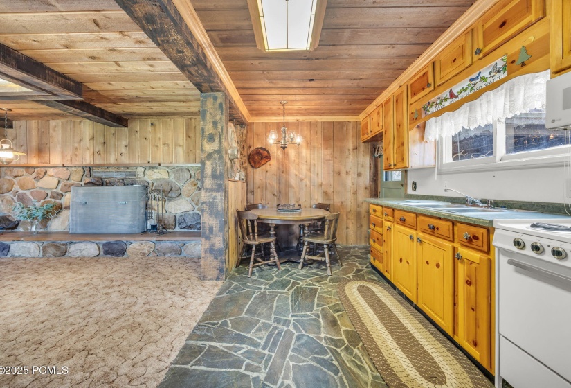 19-web-or-mls-1456-e-weber-wild-rd