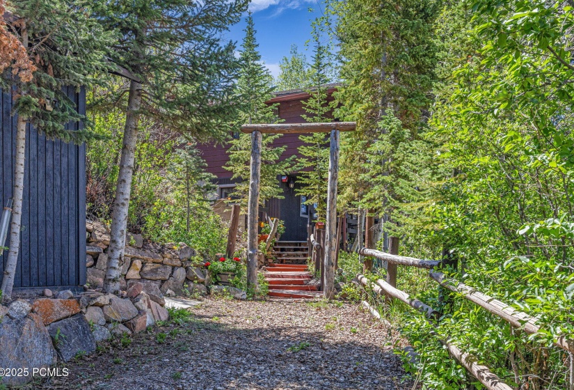46-web-or-mls-1456-e-weber-wild-rd