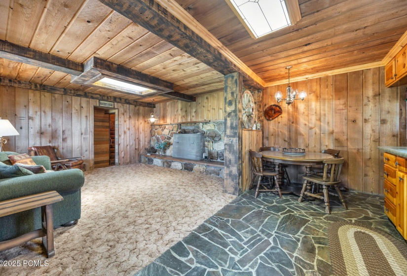 20-web-or-mls-1456-e-weber-wild-rd