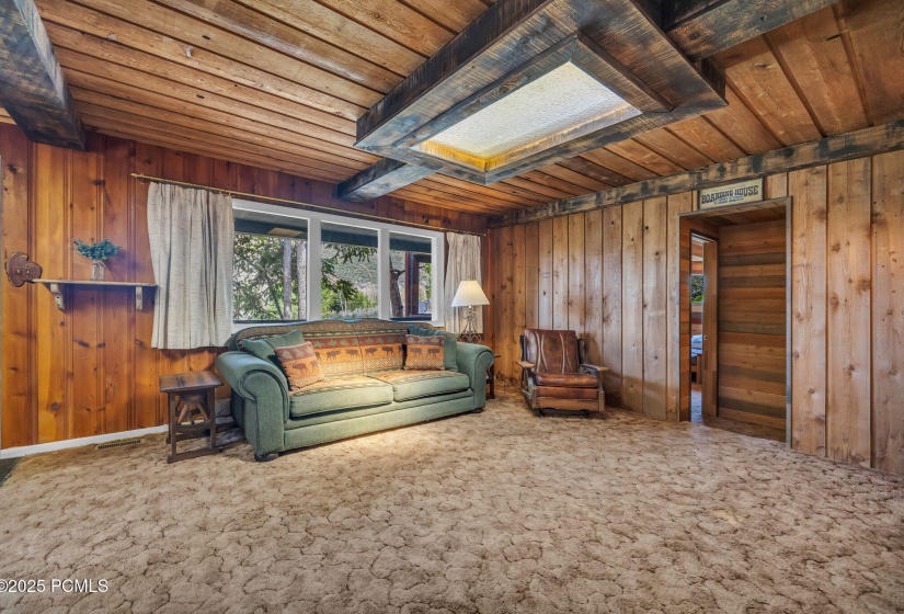 24-web-or-mls-1456-e-weber-wild-rd