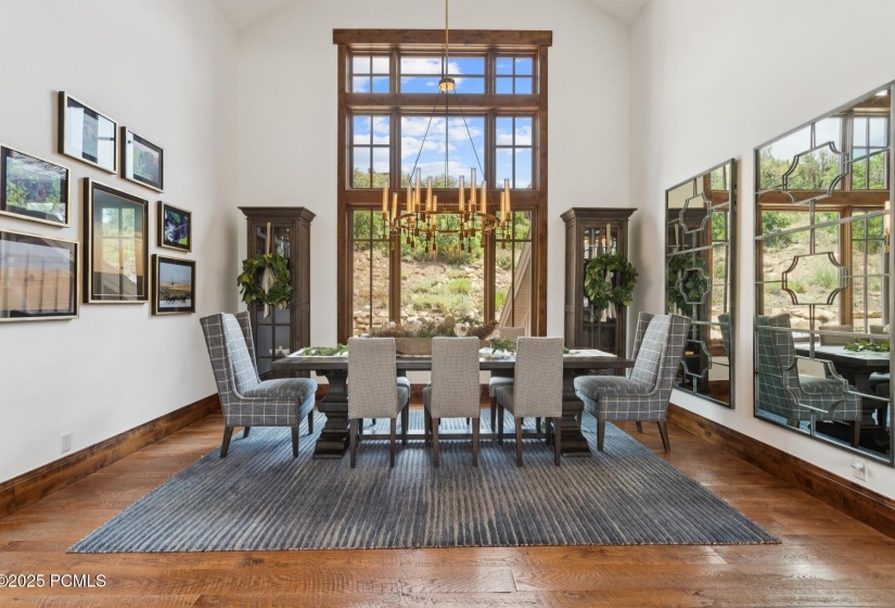 19_Formal-Dining-Room_1800x1200_4249635