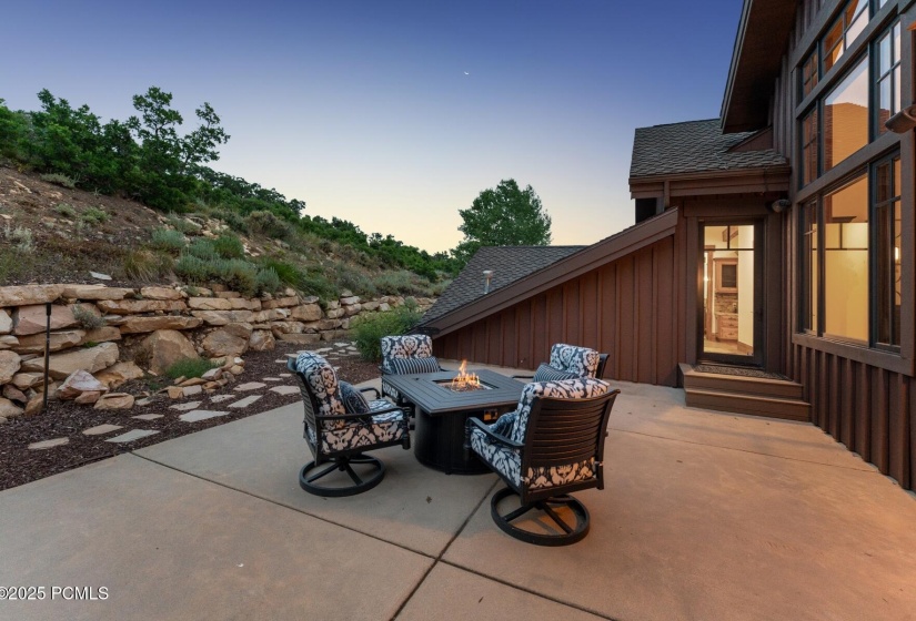 94_Patio_1800x1200_4249589