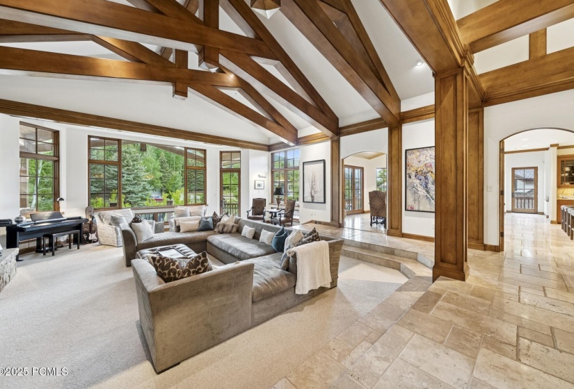 10_Livingroom_1800x1200_4249462