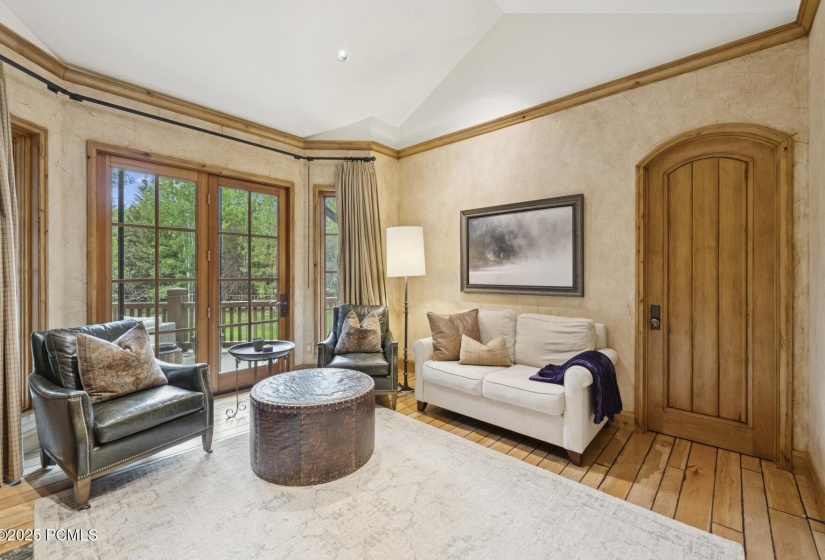 12_Familyroom_1800x1200_4249464