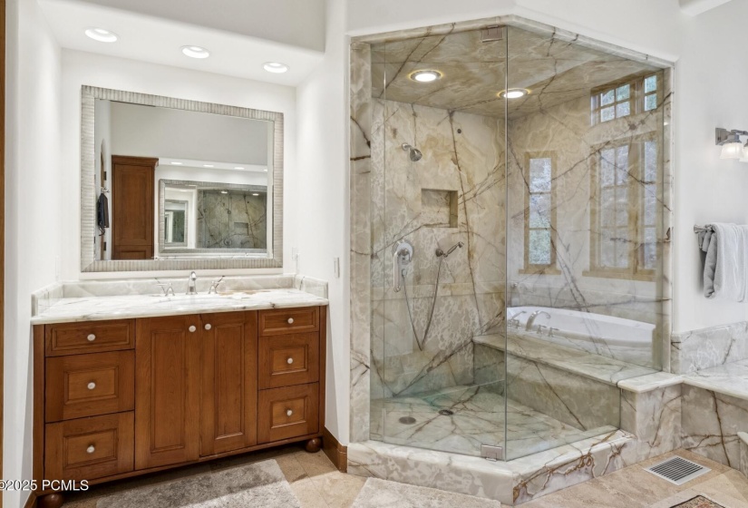 29_Bathroom_1800x1200_4249451