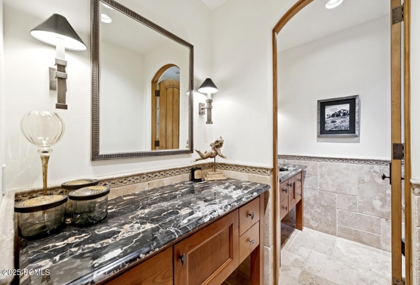 34_Bathroom_1800x1200_4249456