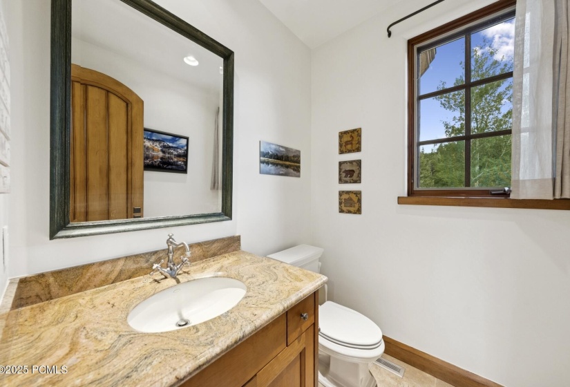 36_Powderroom_1800x1200_4249474