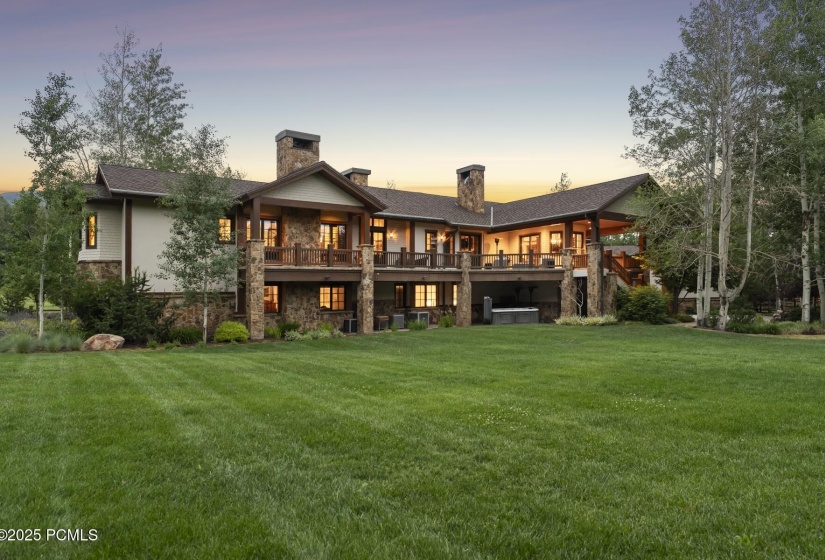 96_Exterior_1800x1200_4249535
