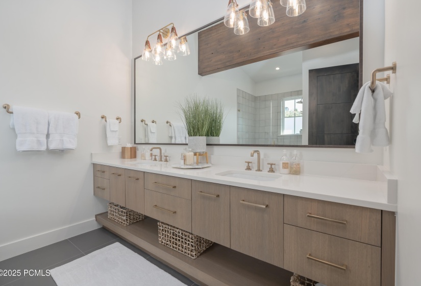 31-Summit Media_7710 Caddis Dr