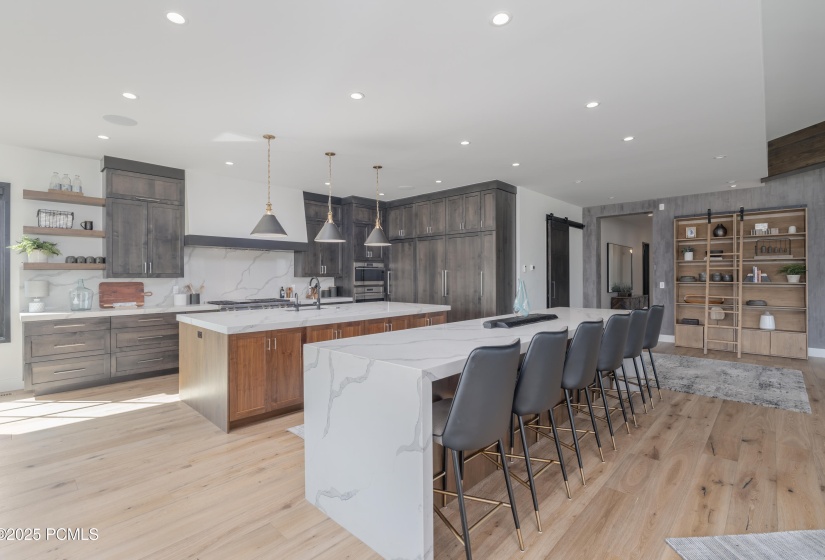 45-Summit Media_7710 Caddis Dr