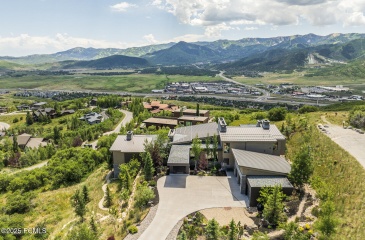 1433 Snow Berry Street, Park City, Utah 84098, 6 Bedrooms Bedrooms, ,8 BathroomsBathrooms,Residential,For Sale,Snow Berry,12503067