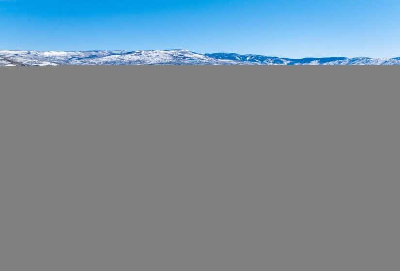 556nIbapahPeakDr-14
