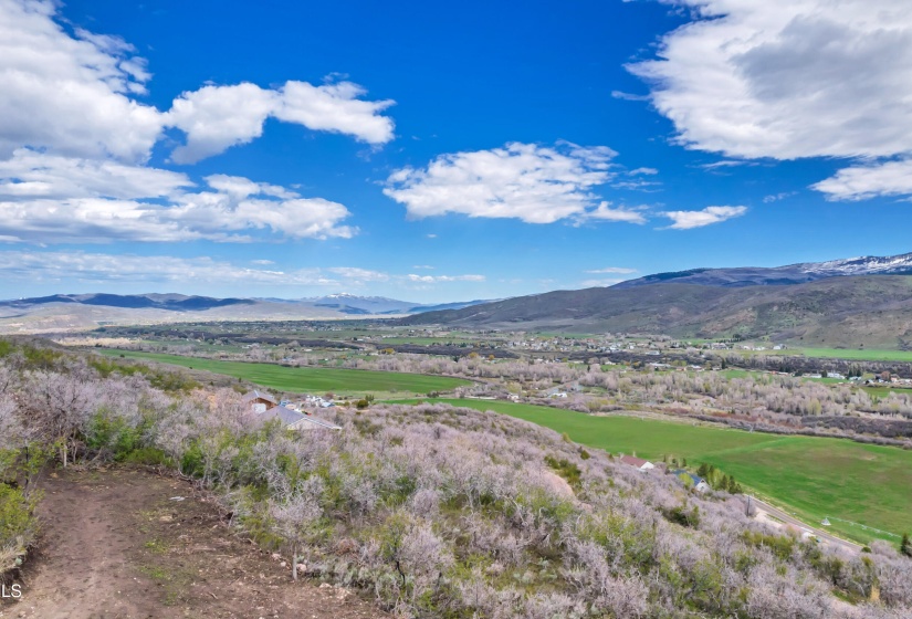 KAMAS VALLEY TO NORTH