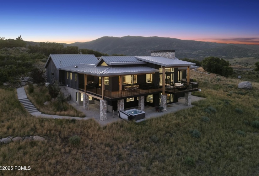 61_Exterior_1800x1200_4253835