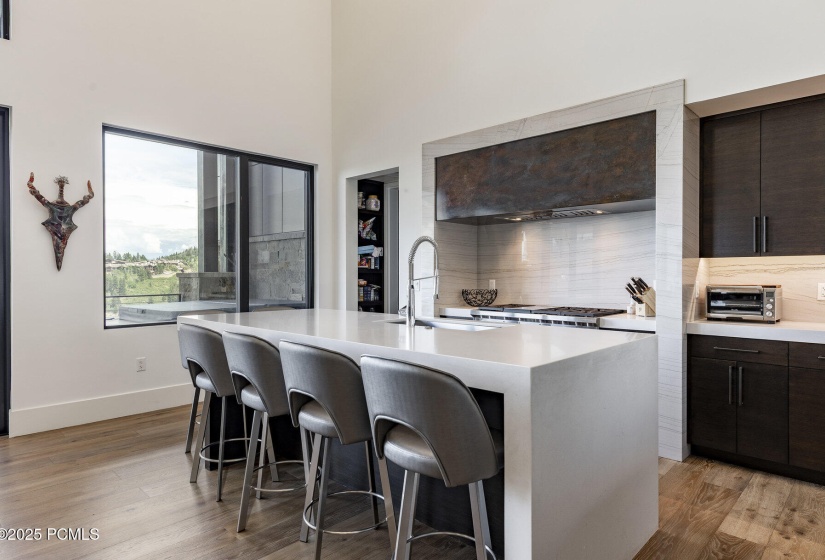 013_7697_village_way_unit_404004_495