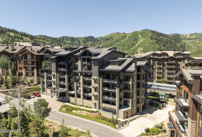 001_7697_village_way_unit_404-3_669
