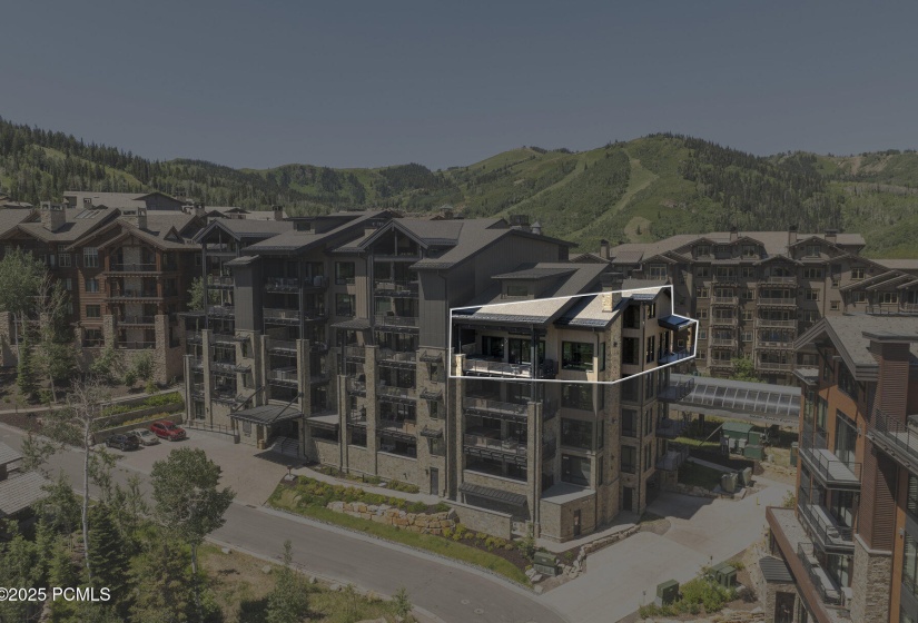 073_7697_village_way_unit_404-3_669_492