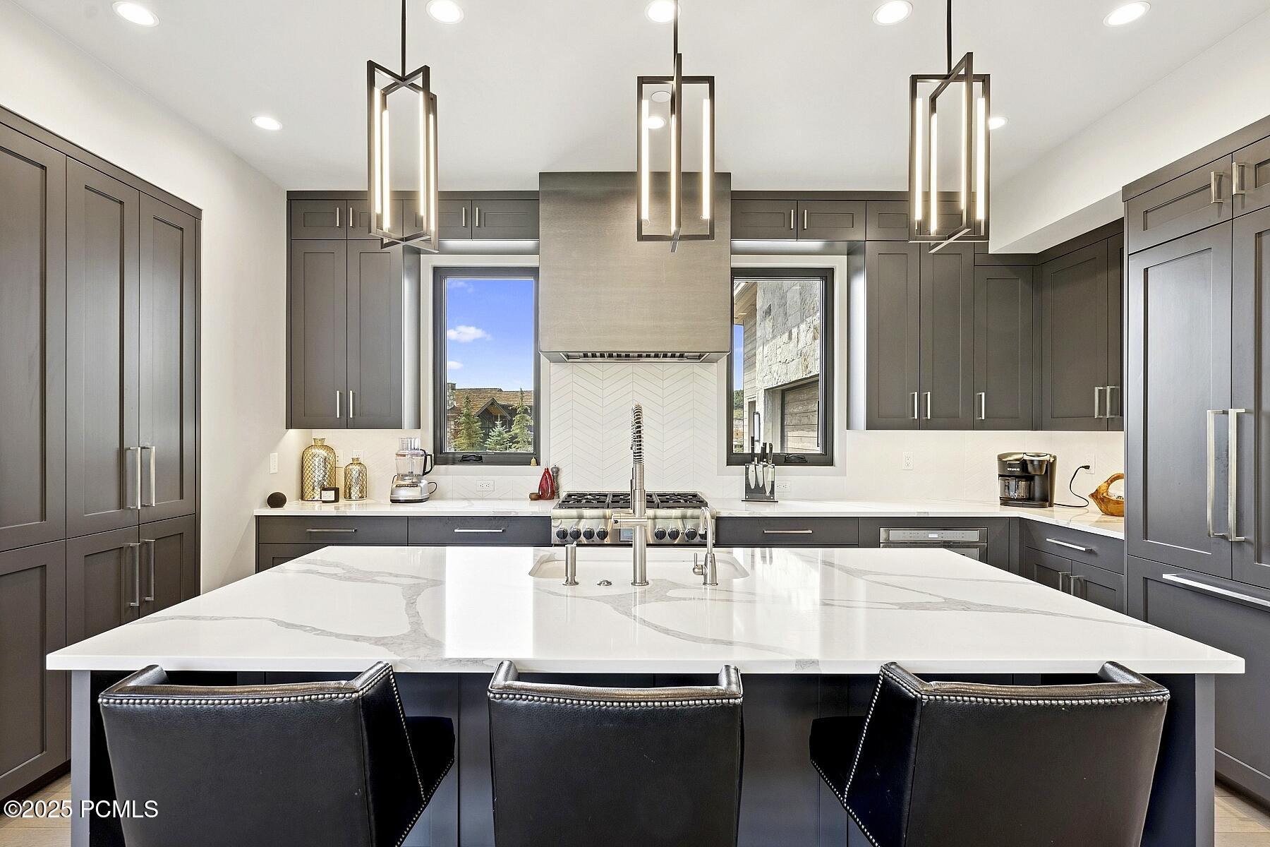 22_Interior_1800x1200_4256507_a