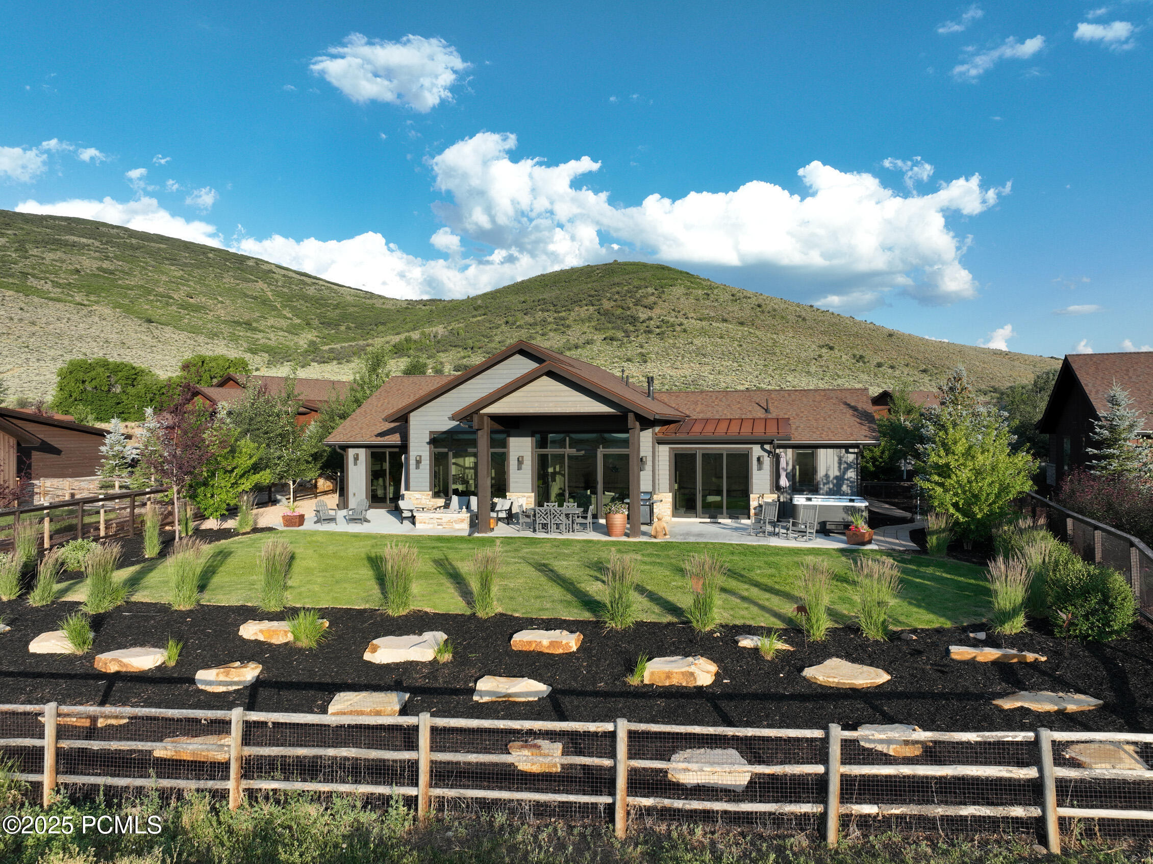 27-web-or-mls-375-thorn-creek-dr