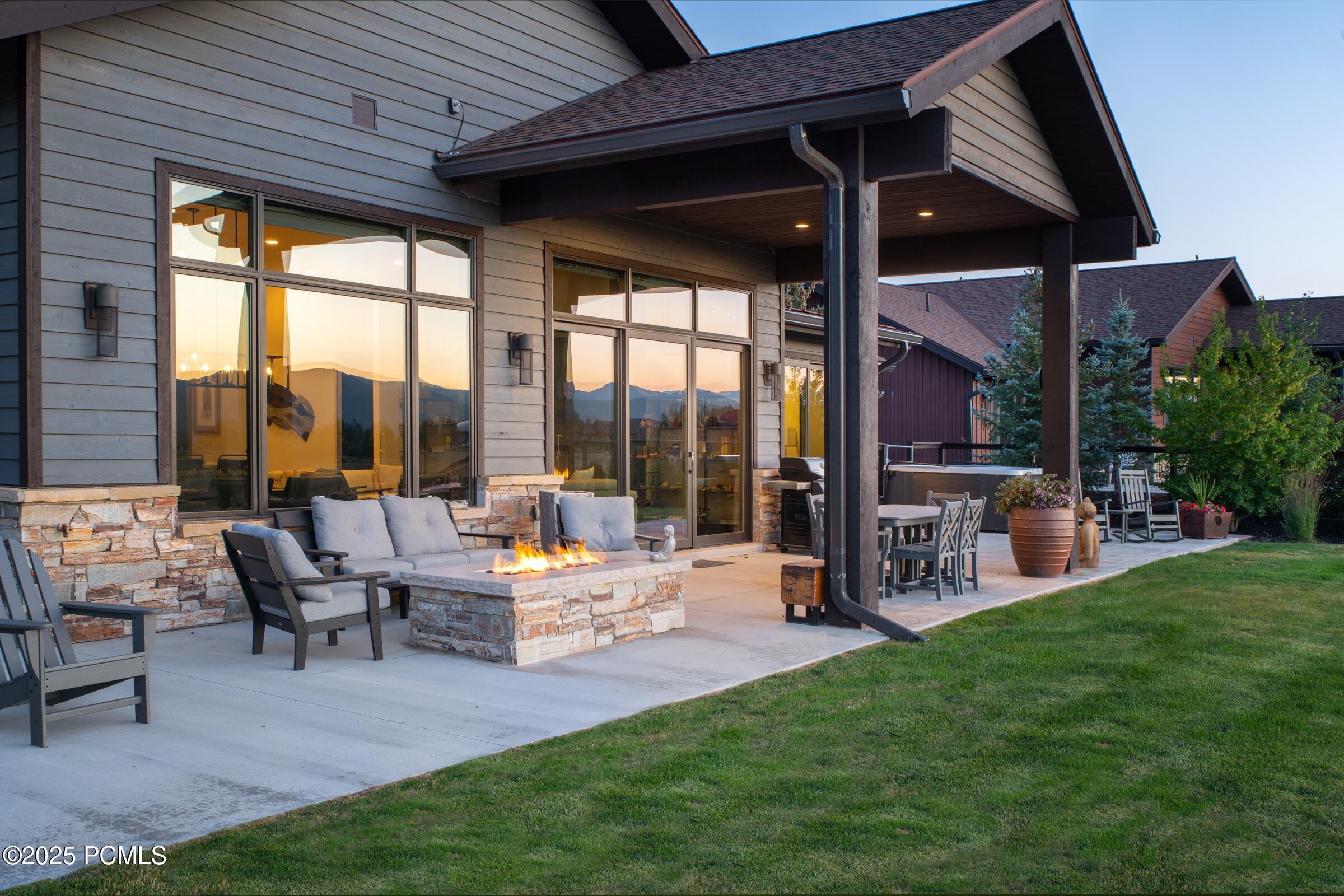 32-web-or-mls-375-thorn-creek-dr