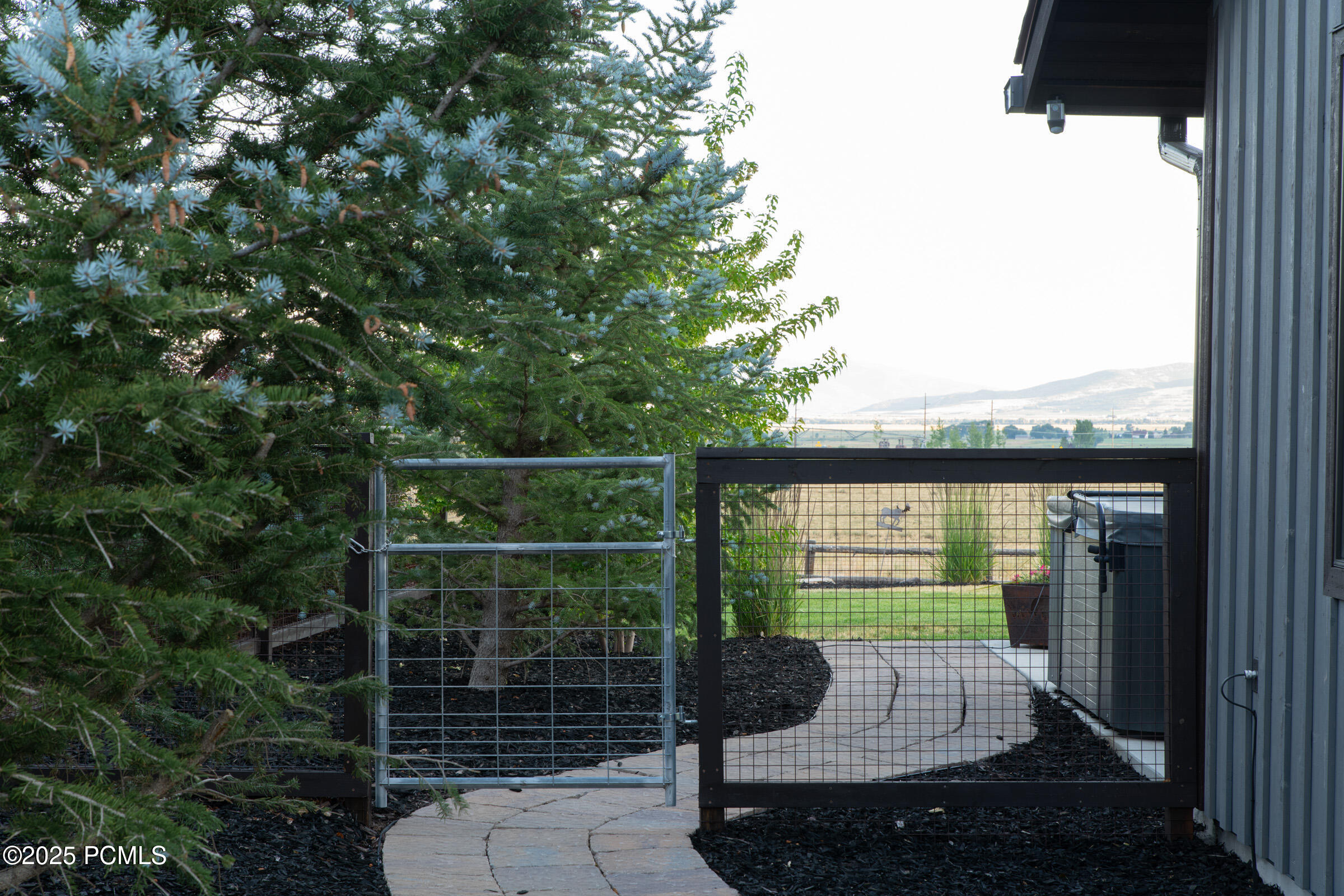 37-web-or-mls-375-thorn-creek-dr
