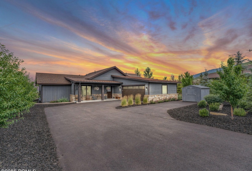 1-web-or-mls-375-thorn-creek-dr