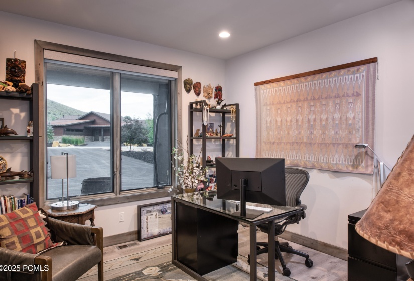 High_Star_Office_v3_40738