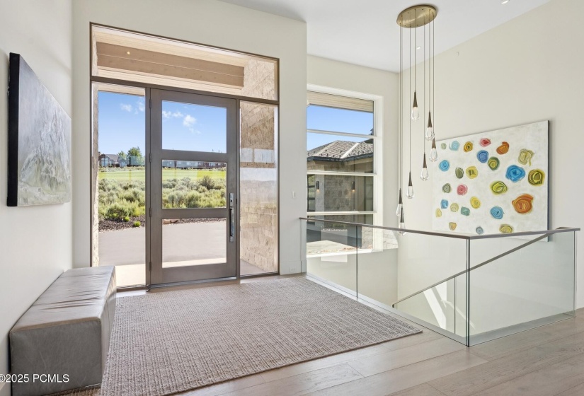 11_Entryway_1800x1200_4259753