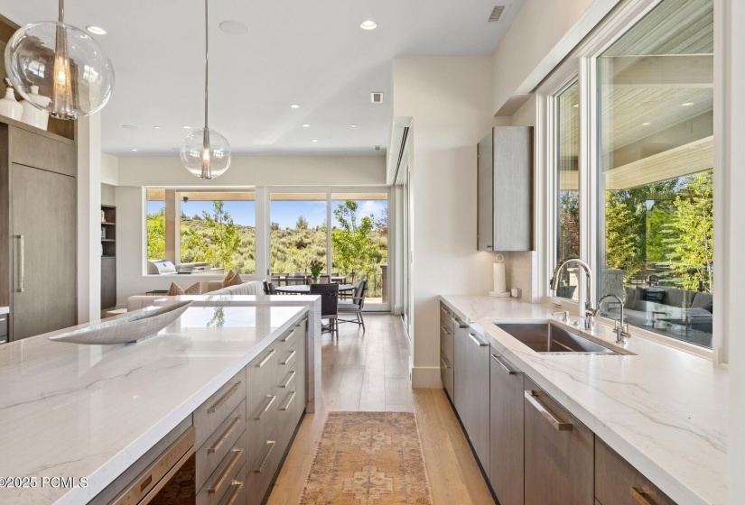22_Kitchen_1800x1200_4247071