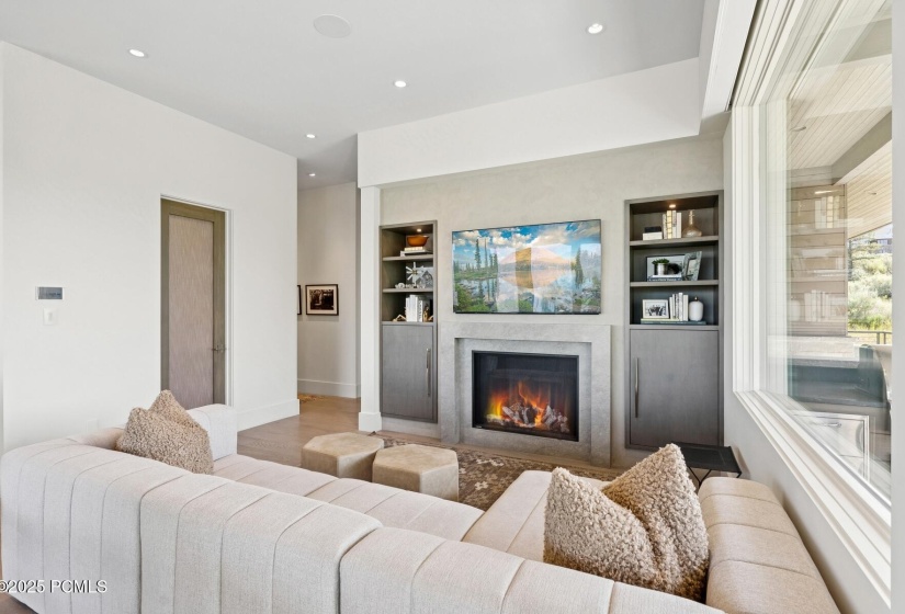 31_Familyroom_1800x1200_4247104