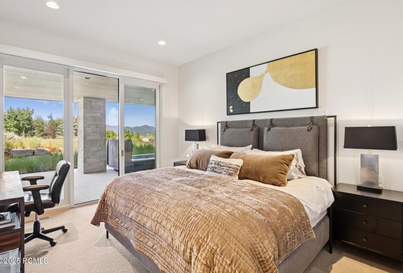 65_Bedroom_1800x1200_4247166
