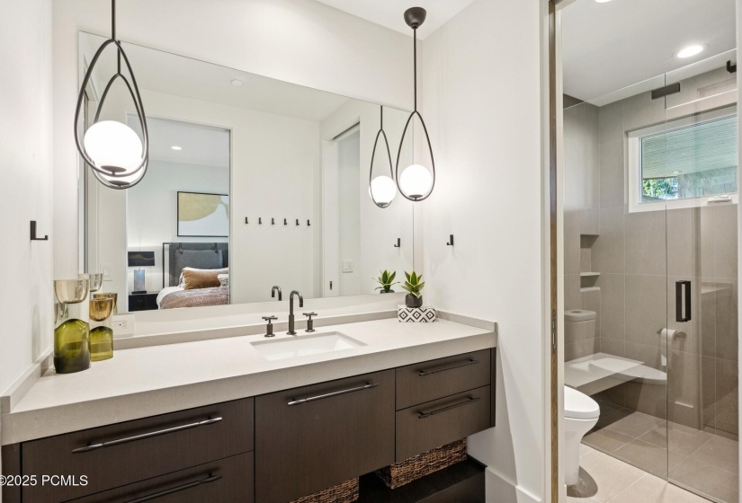 67_Bathroom_1800x1200_4247174