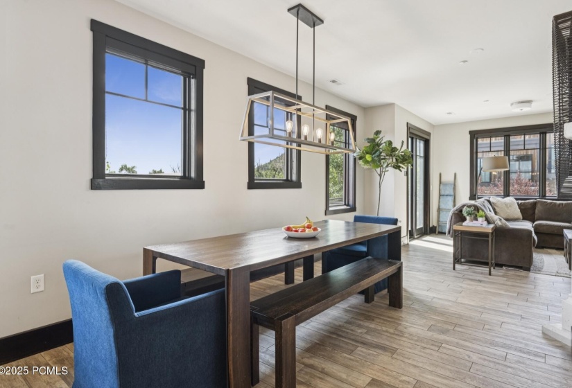 12_Interior_1800x1200_4259372
