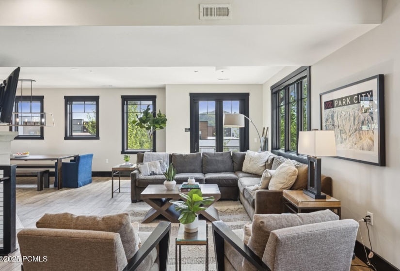 16_Living-room_1800x1200_4259378