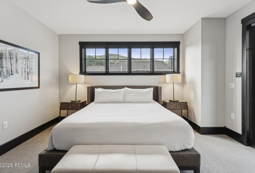 20_Bedroom_1800x1200_4259355