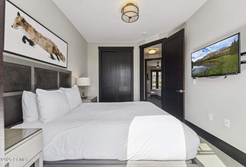 30_Bedroom_1800x1200_4259309