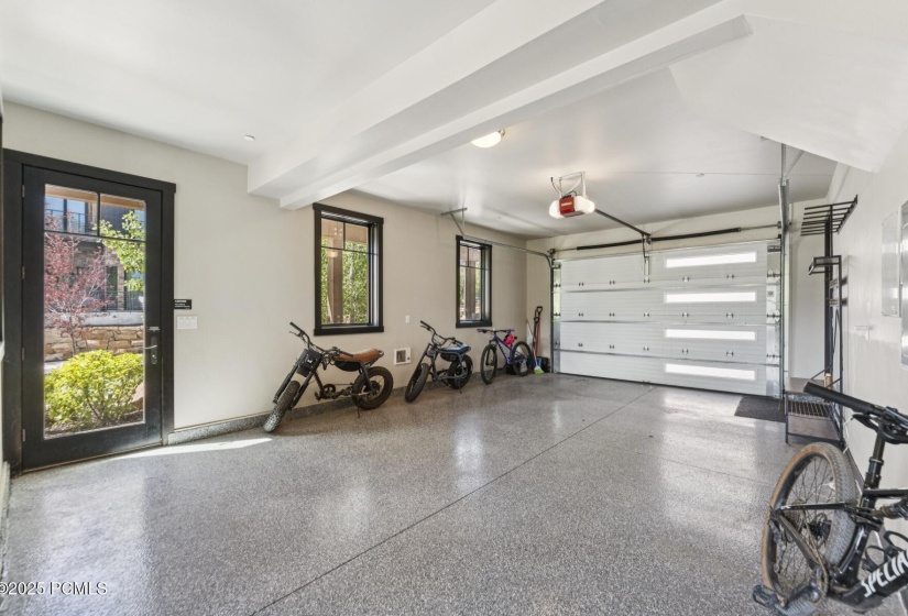 52_Interior_1800x1200_4259384