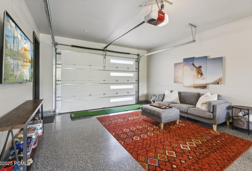54_Interior_1800x1200_4259386