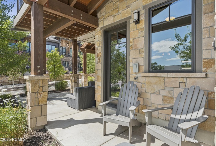69_Exterior_1800x1200_4259411