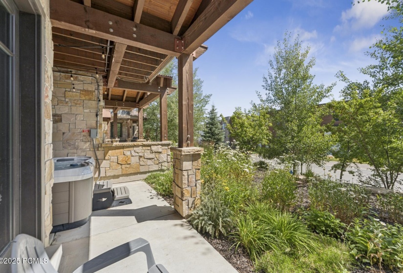 70_Exterior_1800x1200_4259412