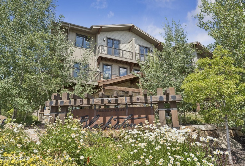80_Exterior_1800x1200_4259421