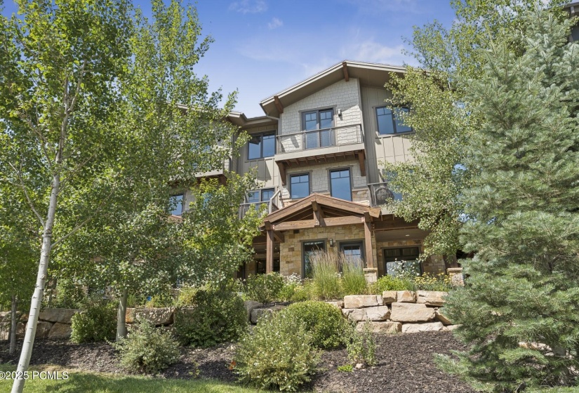 81_Exterior_1800x1200_4259422