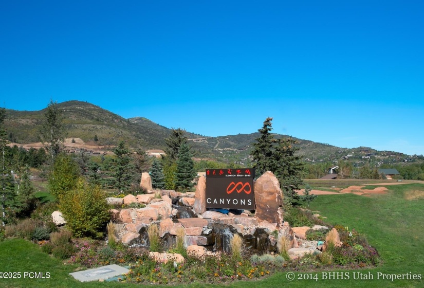 84_Canyons-Village_1800x1200_4259714