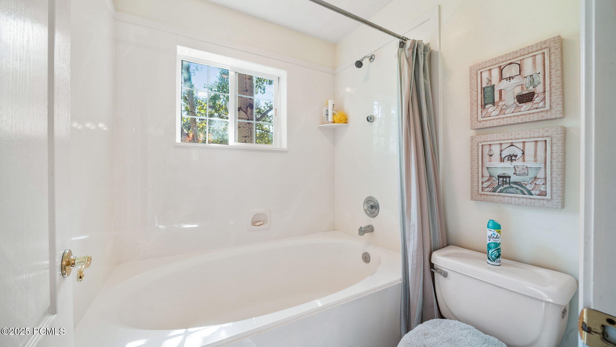 Jack and Jill bath 2