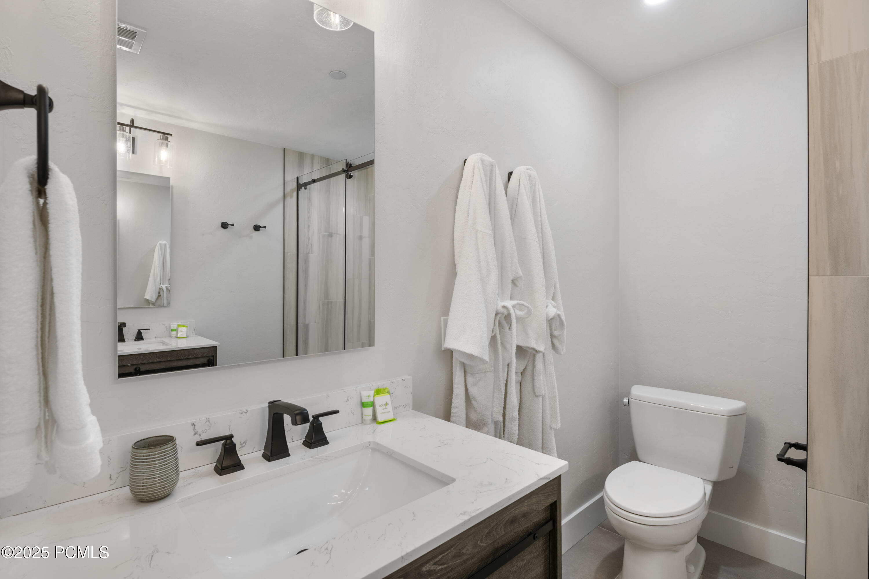2510DeerValleyDR-E (20)