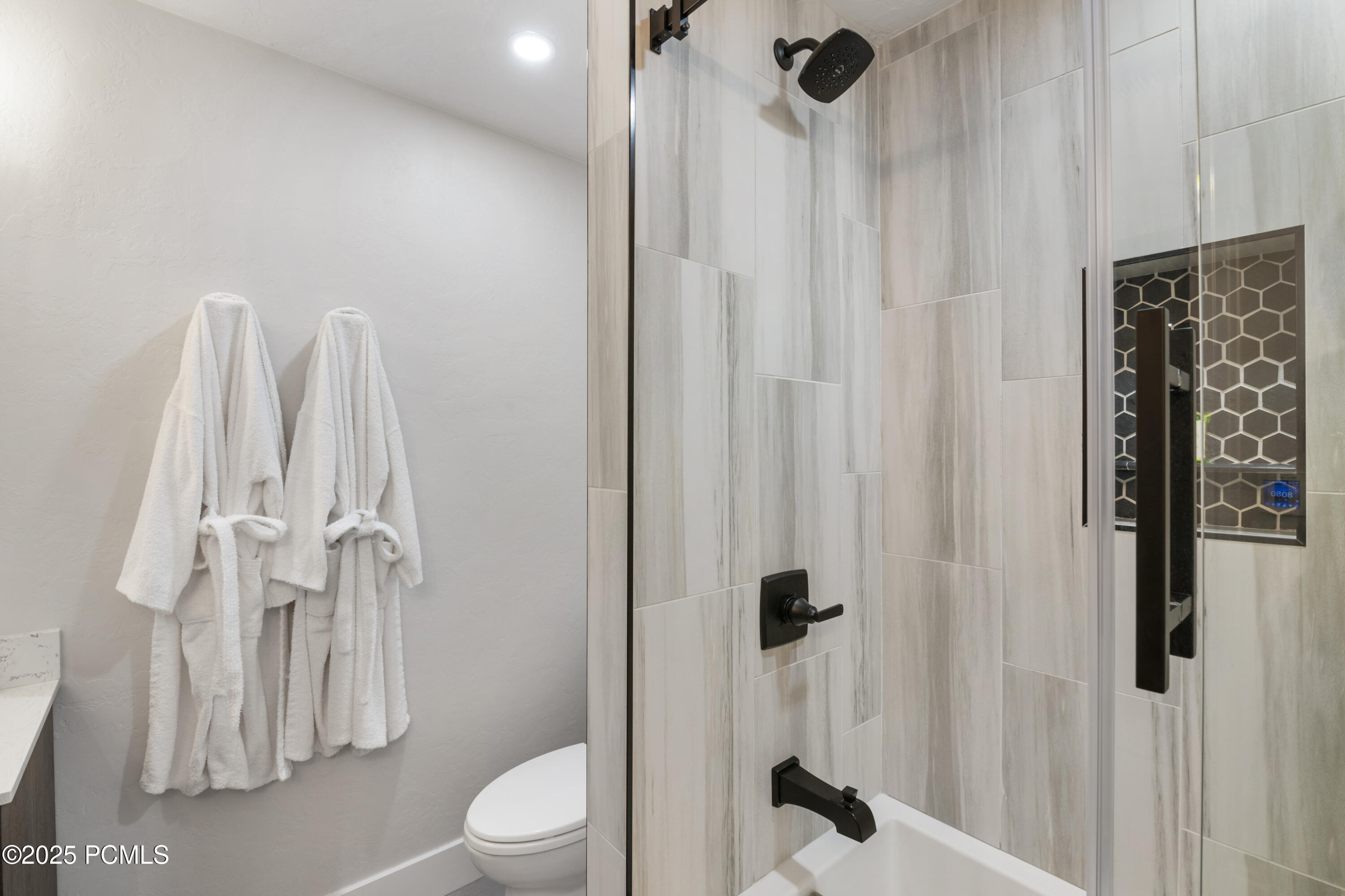 2510DeerValleyDR-E (21)