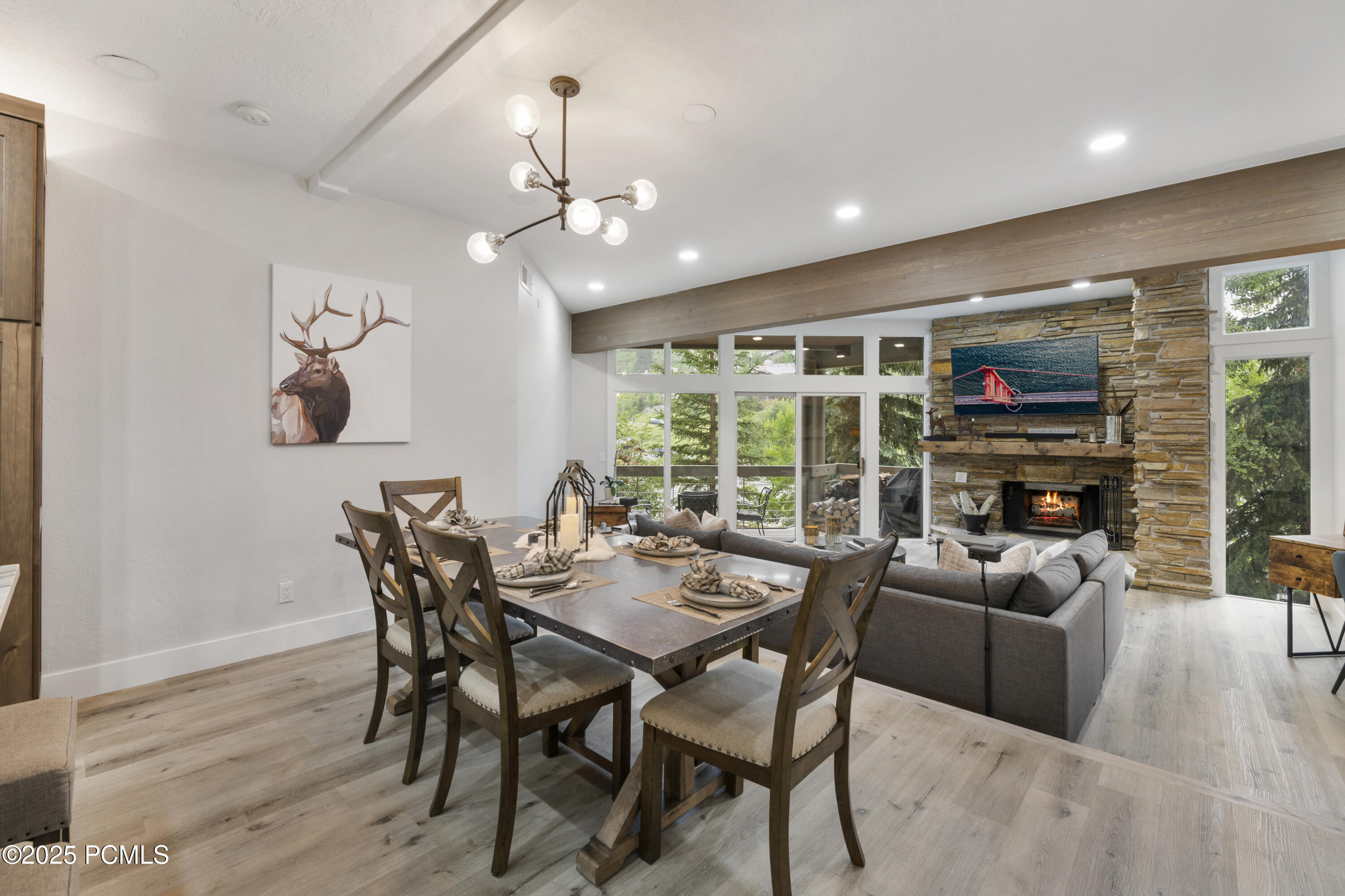 2510DeerValleyDR-E (7)