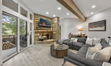2510DeerValleyDR-E (13)