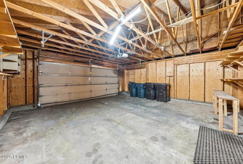 26_Garage_1800x1200_4259446