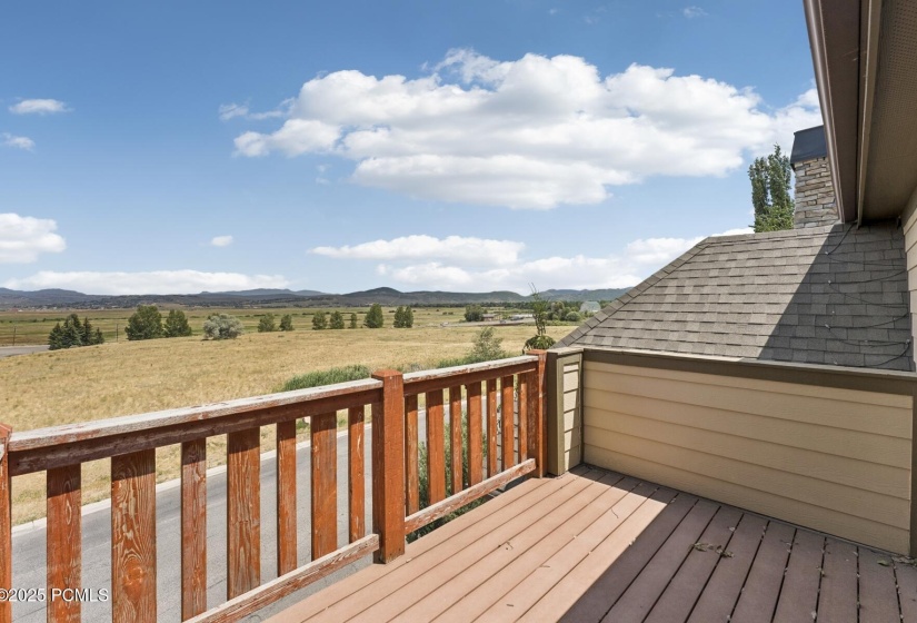 10_Deck-view_1800x1200_4257388
